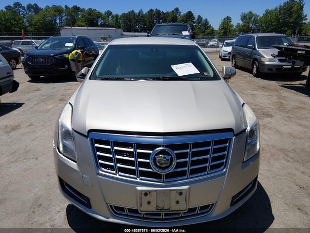 Cadillac XTS Standard