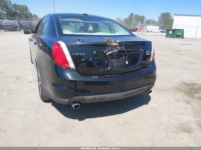 Lincoln MKS