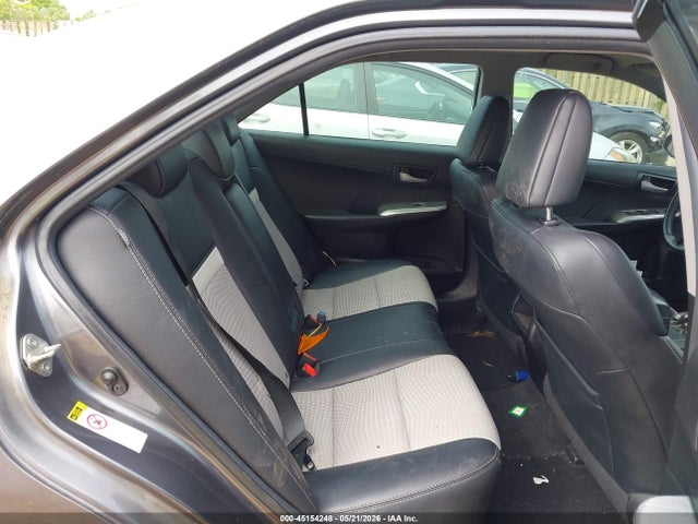 Toyota Camry Se V6