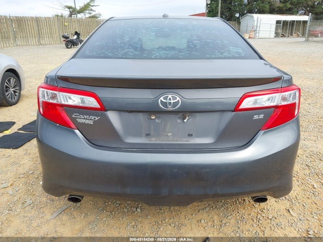 Toyota Camry Se V6