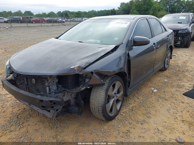 Toyota Camry Se V6