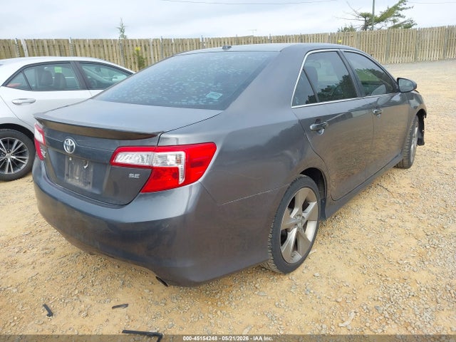 Toyota Camry Se V6