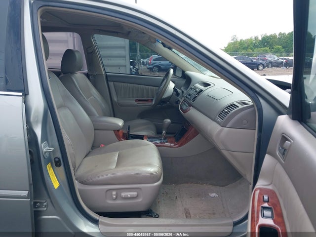 Toyota Camry Xle V6