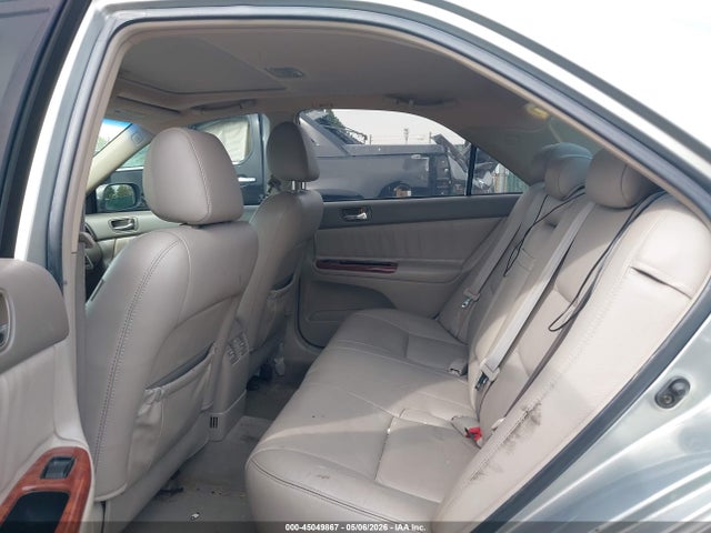 Toyota Camry Xle V6