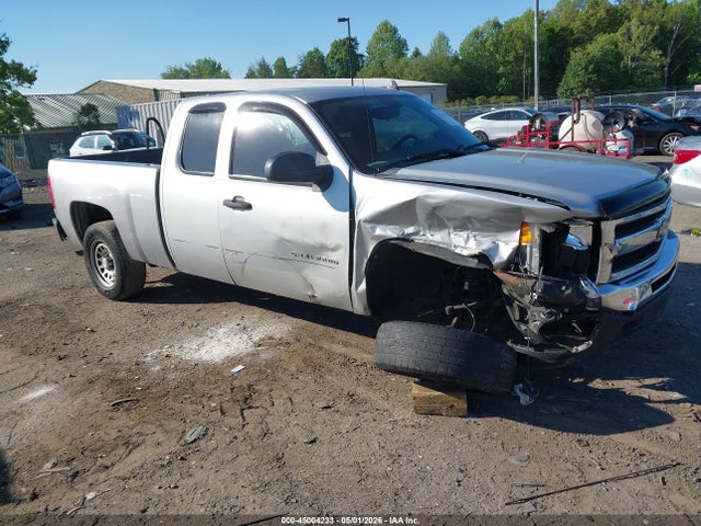 Salvage Chevrolet Silverado 1500 Image