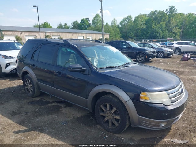 Salvage Ford Taurus X Image