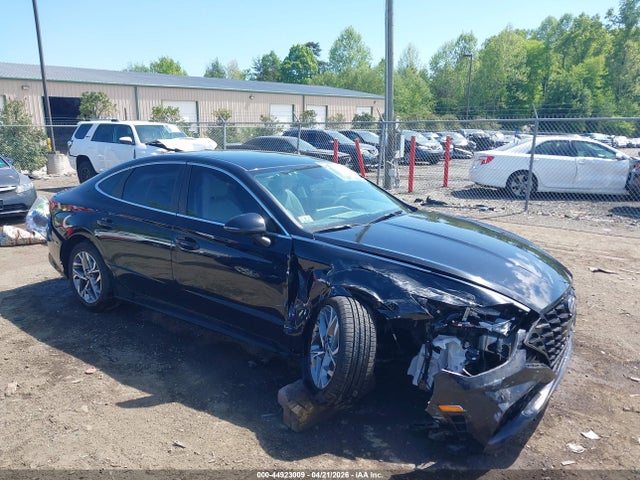 Salvage Hyundai SONATA Image