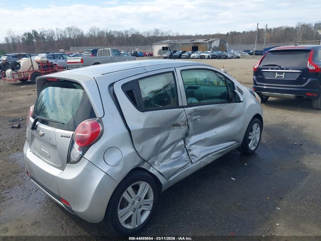 Chevrolet Spark 1lt Auto
