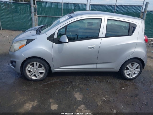 Chevrolet Spark 1lt Auto