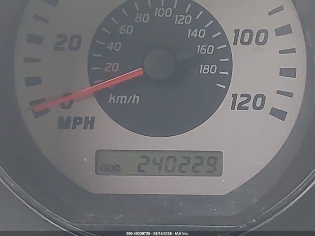 Nissan Frontier Xe