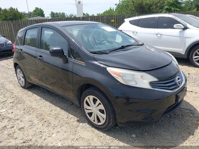 Salvage Nissan Versa Image
