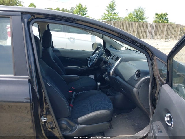 Nissan Versa Sv