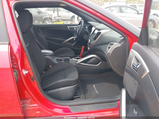 Hyundai VELOSTER Value Edition