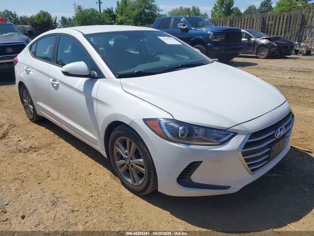 Salvage Hyundai ELANTRA Image