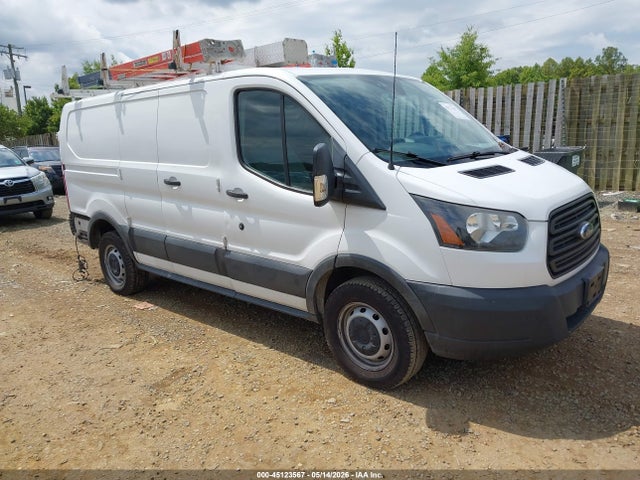 Salvage Ford Transit Image