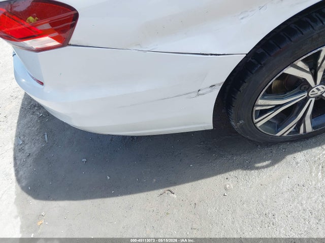 Volkswagen Passat 2.0t Se