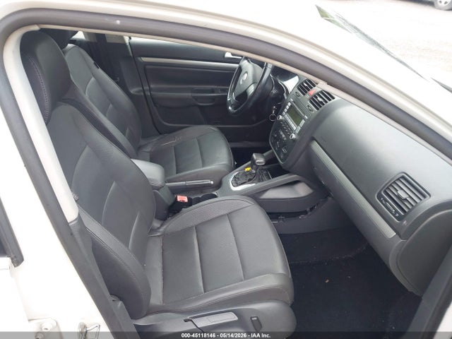 Volkswagen Jetta 2.5l Se