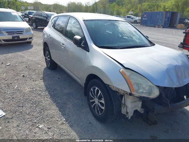 Salvage Nissan Rogue Image