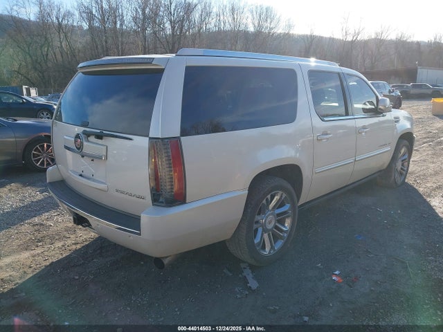 Cadillac Escalade Premium