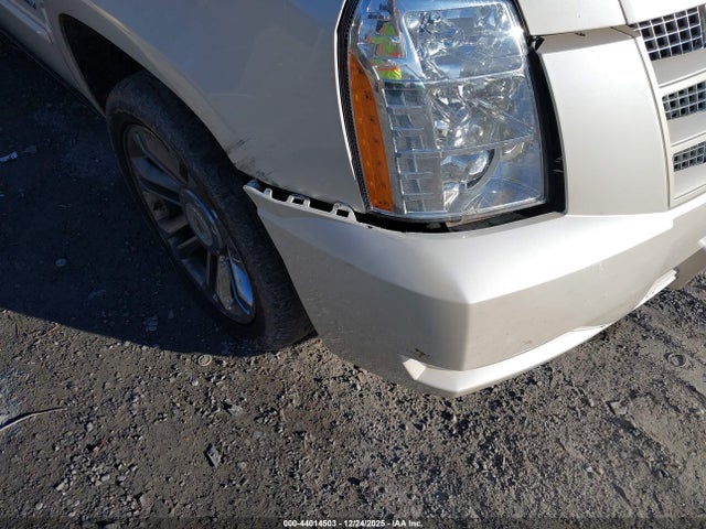 Cadillac Escalade Premium