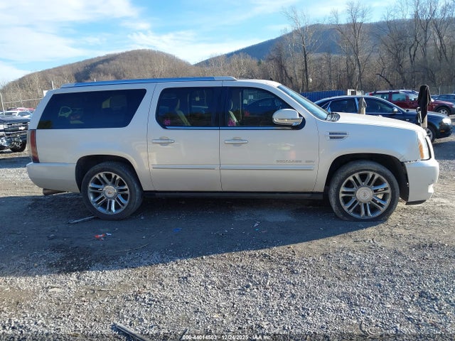 Cadillac Escalade Premium