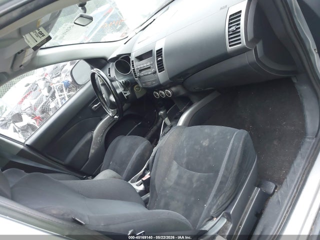 Mitsubishi Outlander Xls