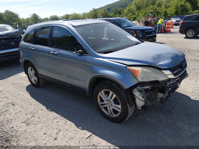 Salvage Honda CR-V Image