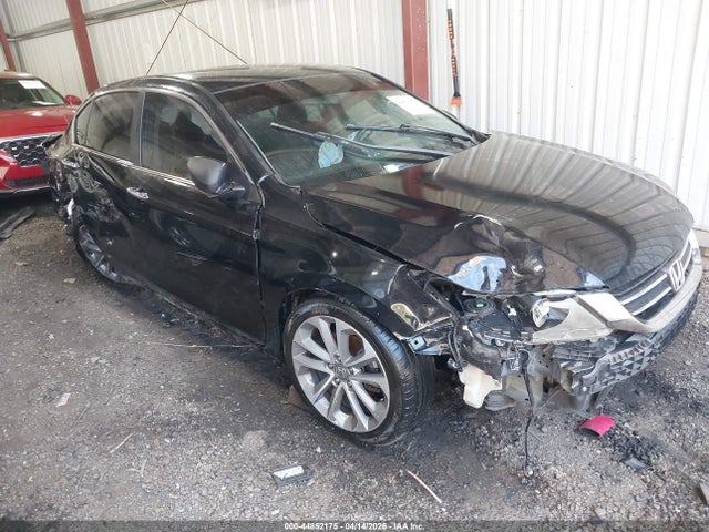 Salvage Honda Accord Image