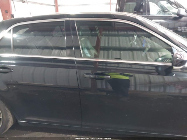 Chrysler 300 S V8
