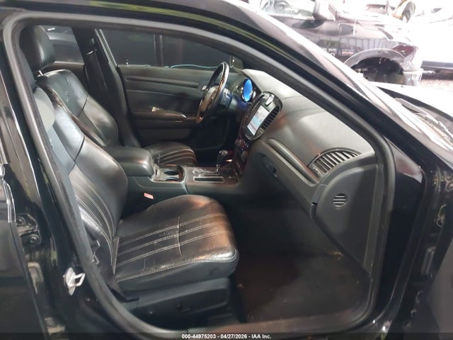Chrysler 300 S V8