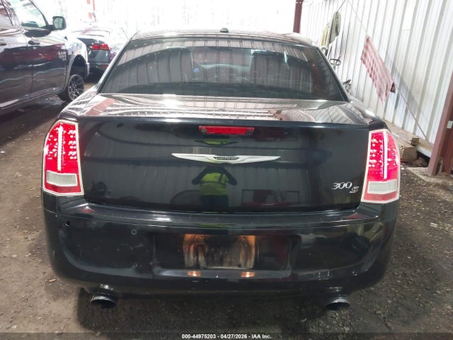 Chrysler 300 S V8