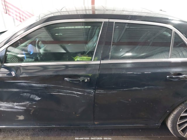 Chrysler 300 S V8