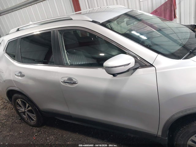 Nissan Rogue Sv
