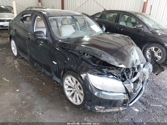 Salvage BMW 3 Series Image