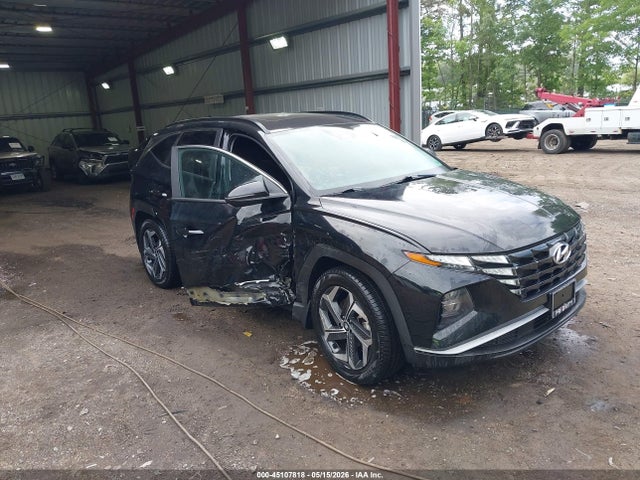 Salvage Hyundai TUCSON Image