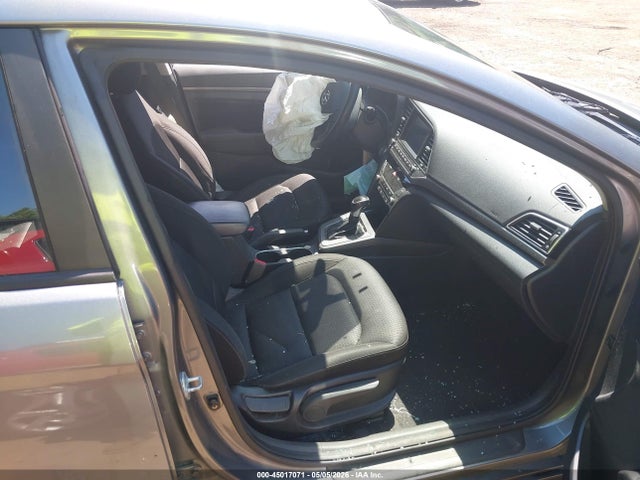 Hyundai ELANTRA Value Edition