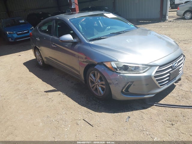 Salvage Hyundai ELANTRA Image