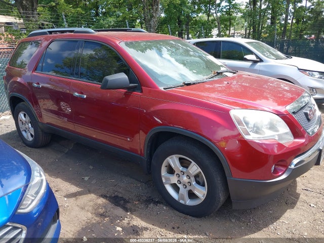 Salvage GMC Acadia Image