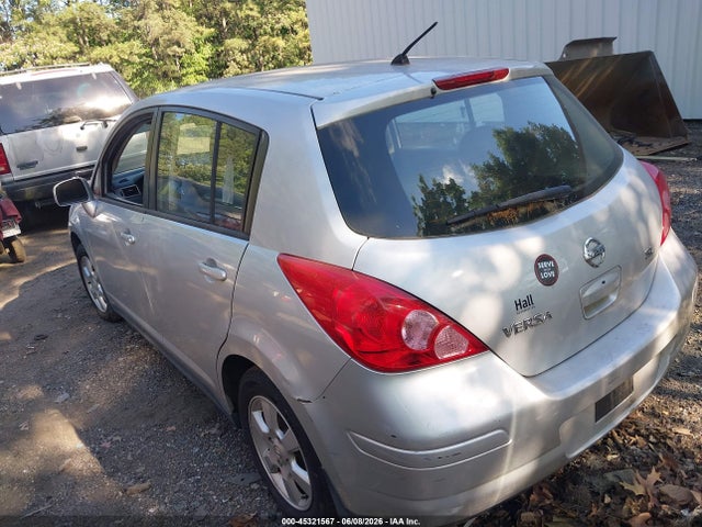 Nissan Versa 1.8sl