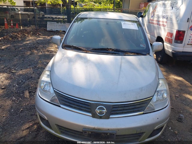 Nissan Versa 1.8sl