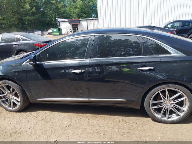 Cadillac XTS Premium