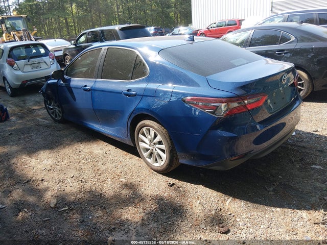 Toyota Camry Le