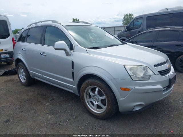 Salvage Chevrolet Captiva Image