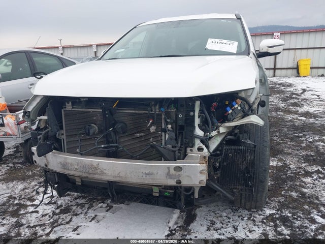 Nissan Pathfinder S