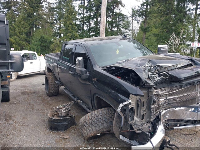 Salvage Chevrolet Silverado 2500 Image