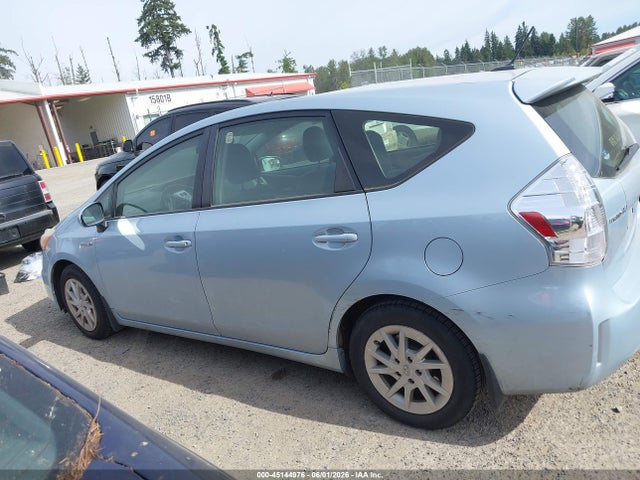 Toyota Prius v Three