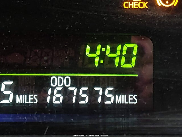 Toyota Prius v Three