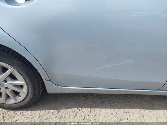Toyota Prius v Three