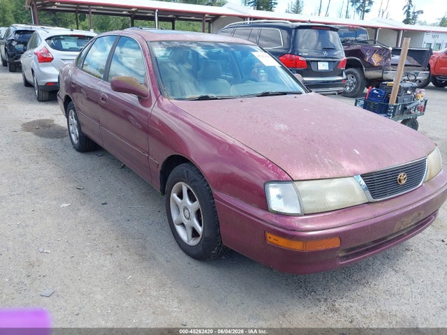 Salvage Toyota Avalon Image