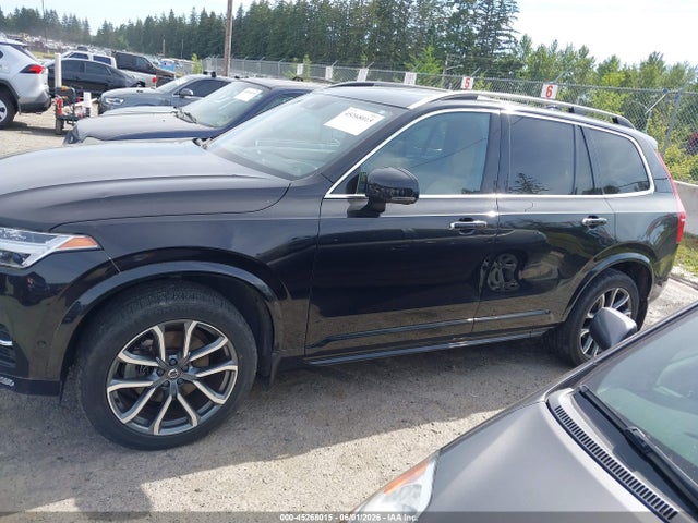 Volvo XC90 T6 Momentum